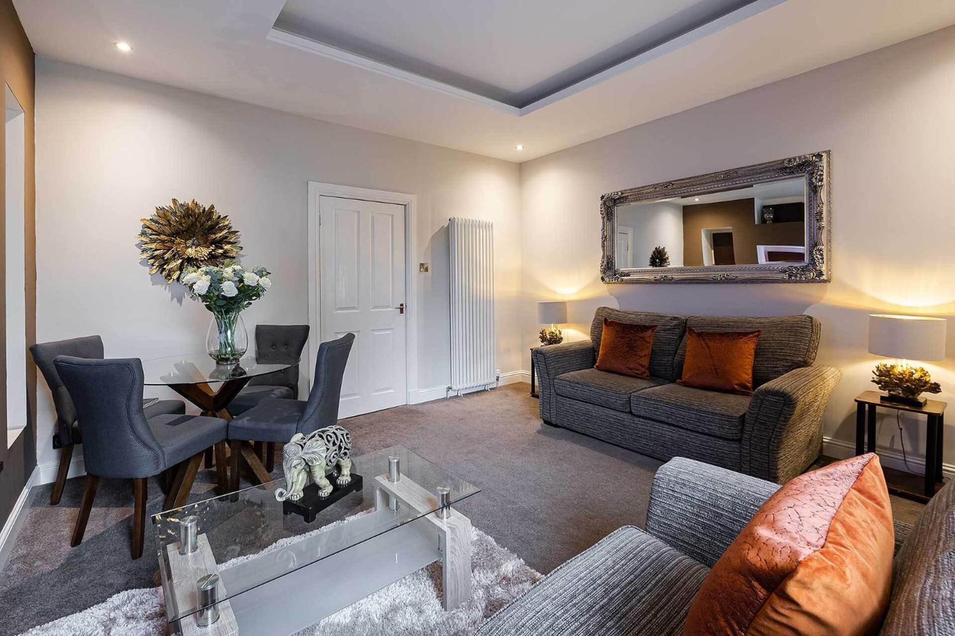 Carmel Apartments フォルカーク 部屋 写真