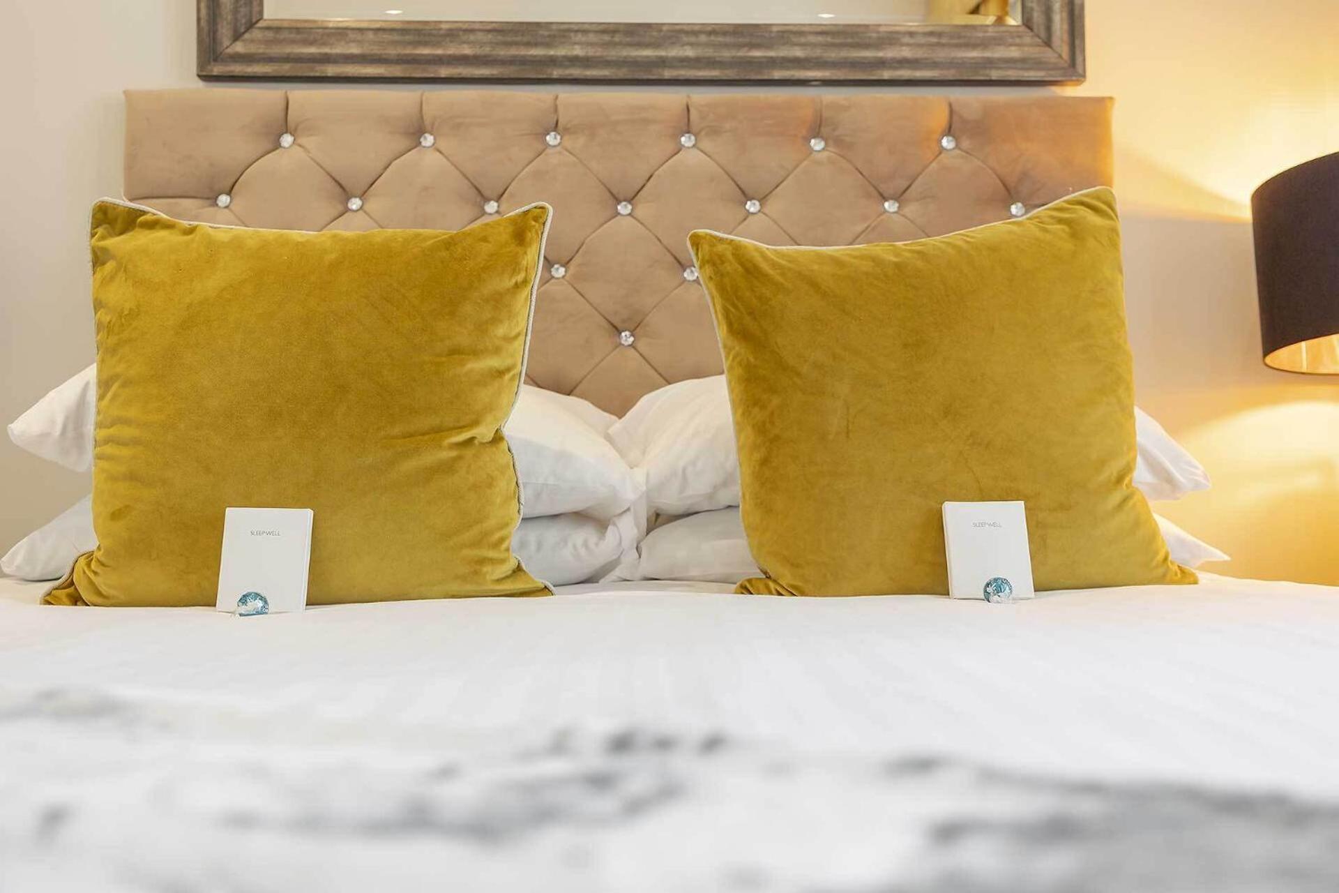 Carmel Apartments フォルカーク 部屋 写真