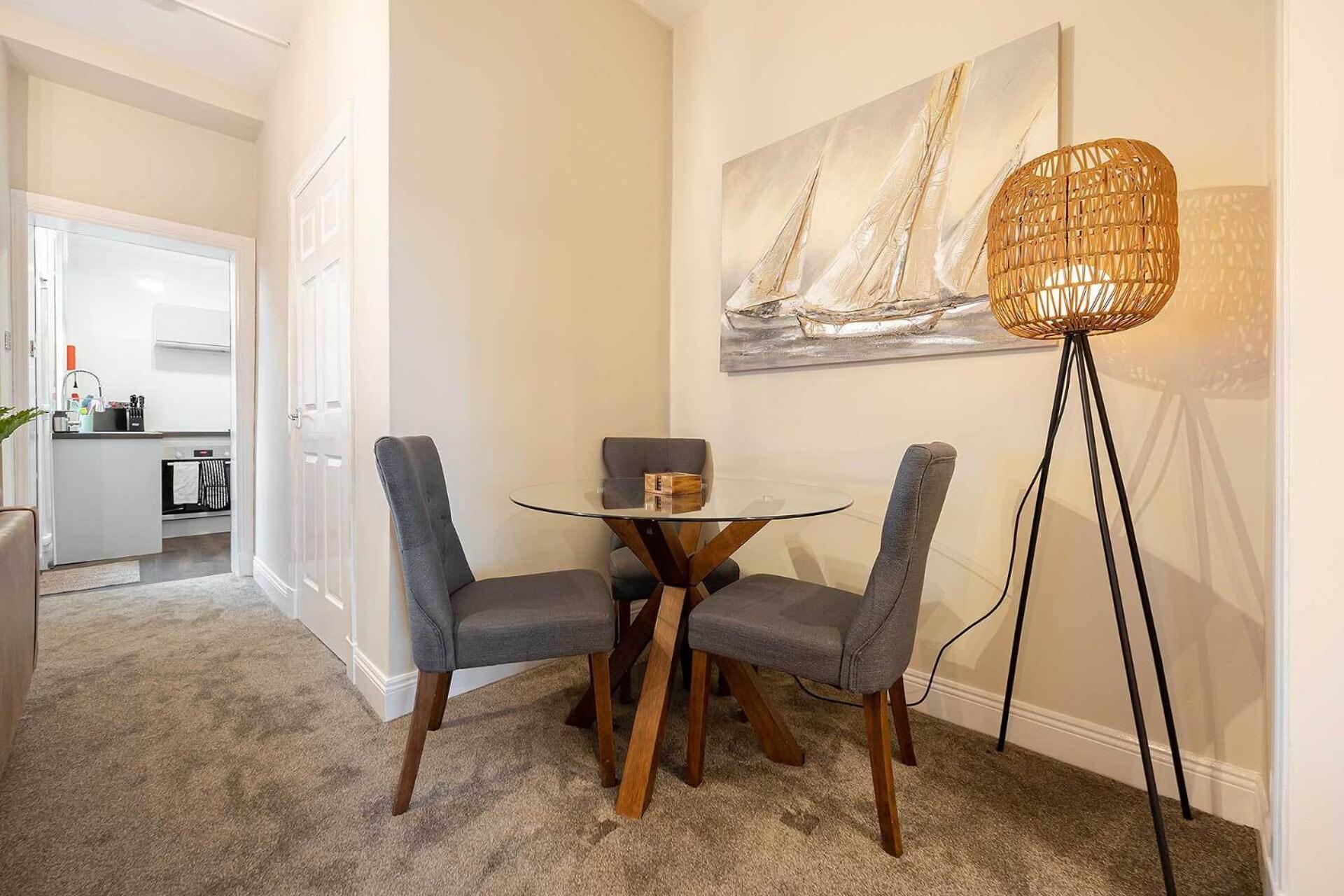 Carmel Apartments フォルカーク 部屋 写真
